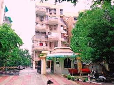 4 bhk flat for sale in Prabhavi Apartment sector 10 Dwarka Delhi